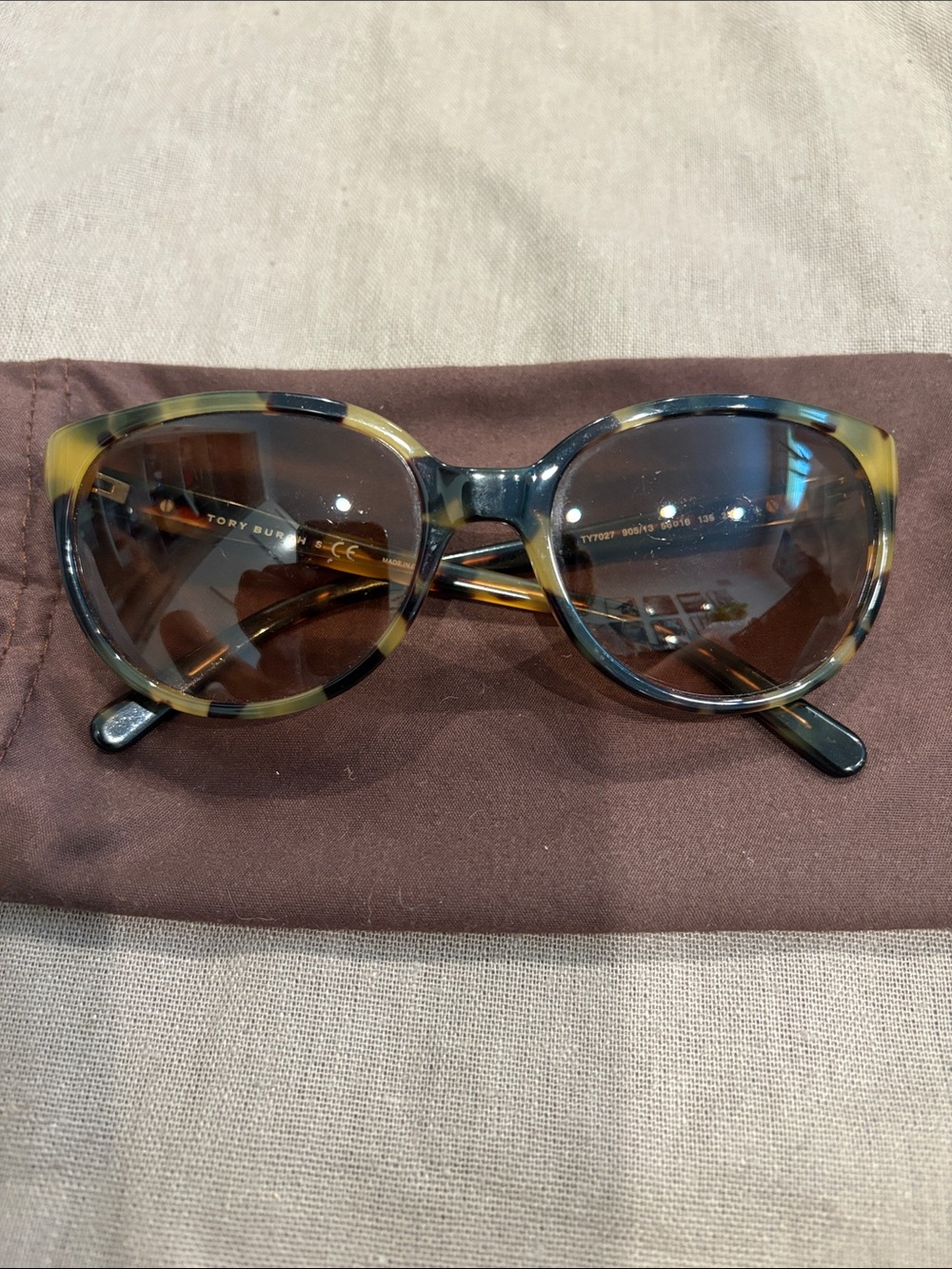 Tory Burch Tortoiseshell Frame Sunglasses with Brown Lenses